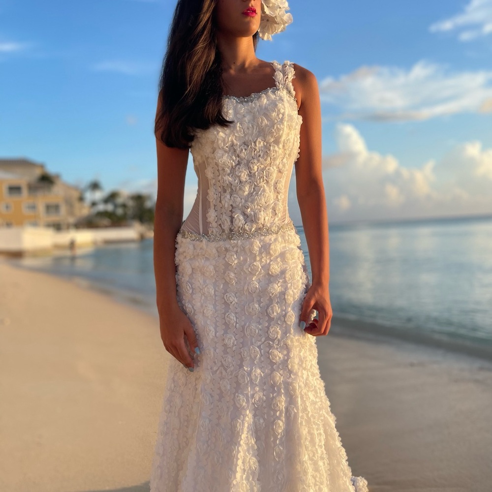 Adornato couture
